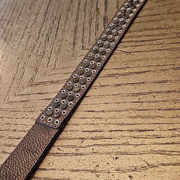 Brown studded belt size M - Picture 6 of 8